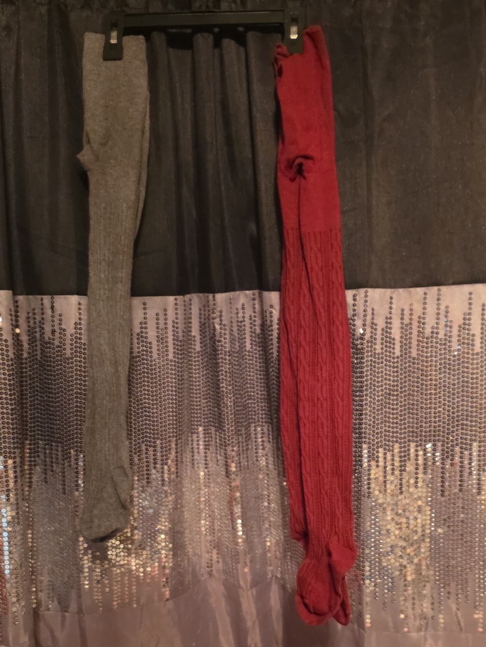 Pair of Long Knit Tights - Gray & Brick Red